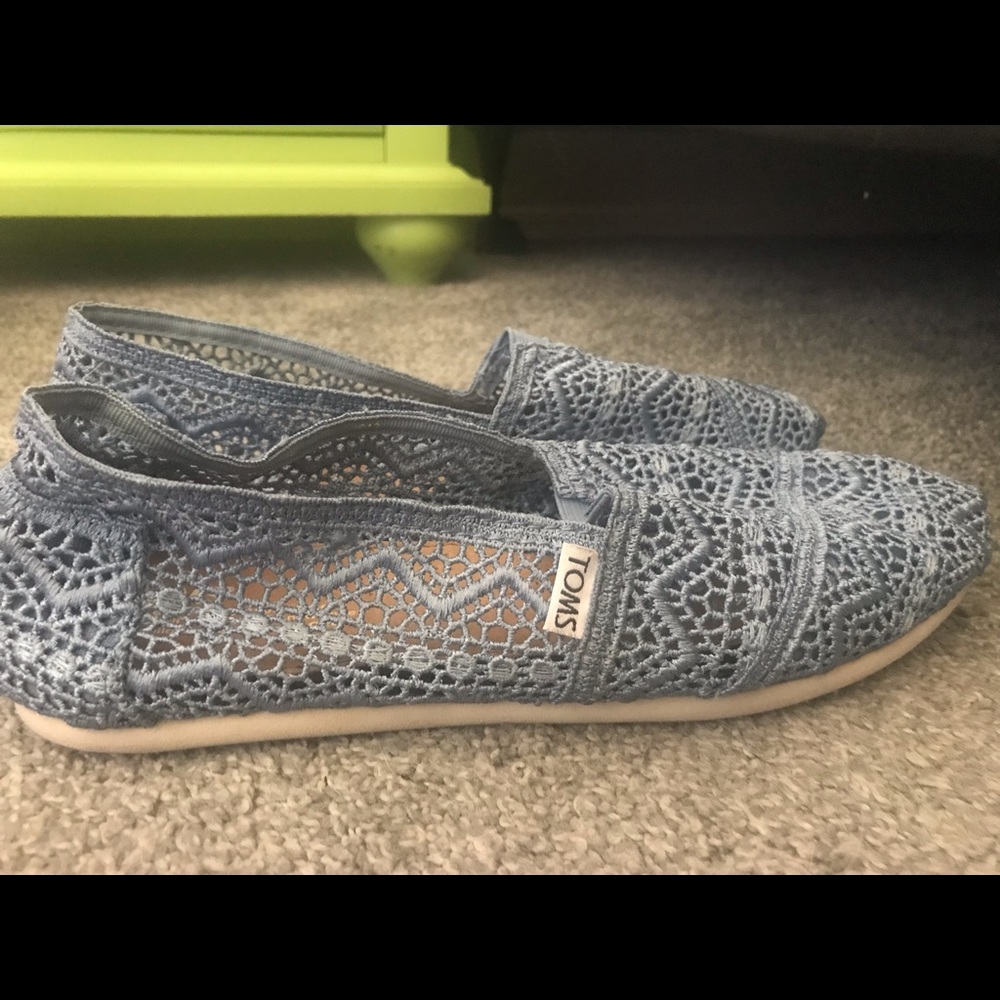 Blue Lace Toms